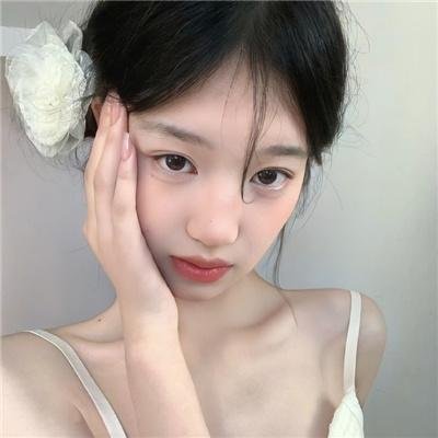 邻家明星
